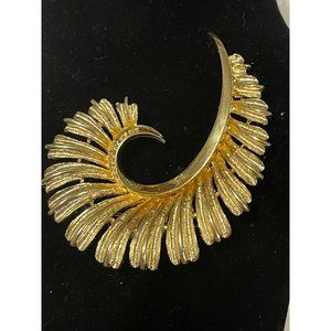 Coro Bold Gold Tone Fern Frond Vintage
